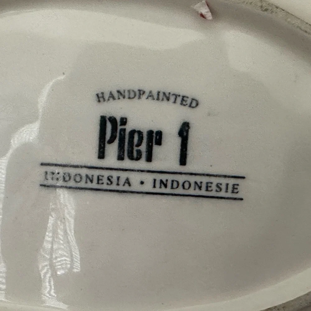 Pier 1 collectible vintage